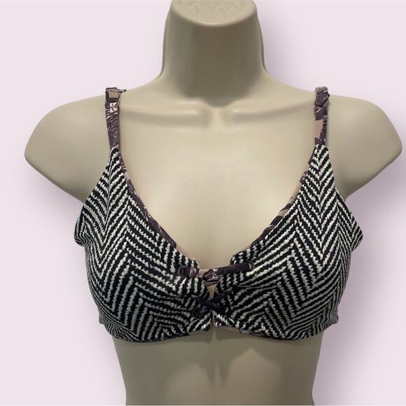 Acai Smoothie Reversible Bralette Bikini Top by Maaji Size Small - Picture 5 of 6
